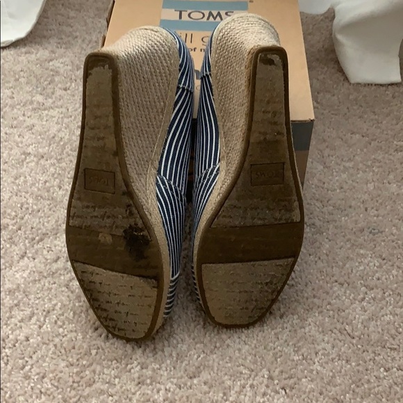 Toms PeepToe Espadrille Wedges - Picture 4 of 7